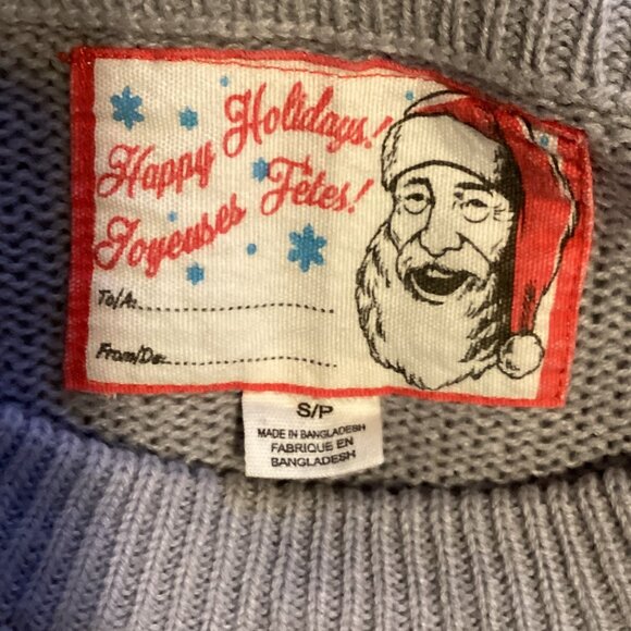 Happy Holidays Women's Grey Knit Christmas Penguin Sweater Size SP Festive - Picture 5 of 6